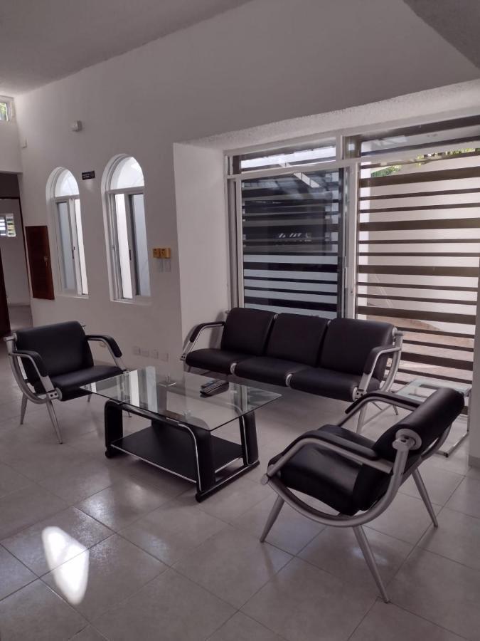 Las Margaritas Casa De Huespedes Apartment Cancun Exterior photo